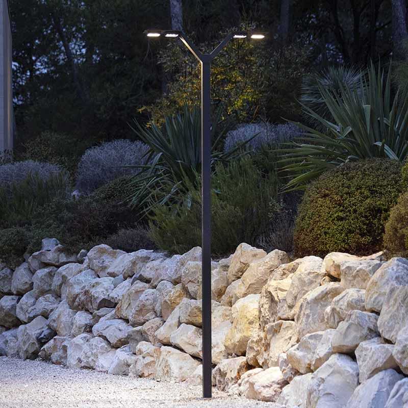 Lampadaire solaire et rechargeable - Gris