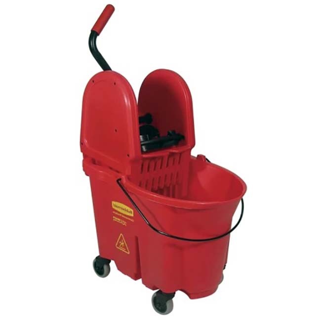 Combo seau à roulettes avec presse Rubbermaid - Rouge
