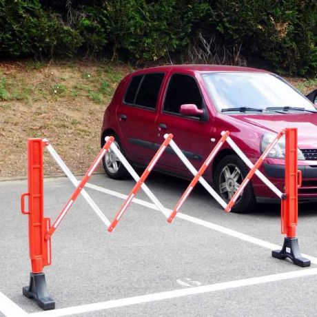 Barrière de sécurité rétractable extensible pour les parkings et