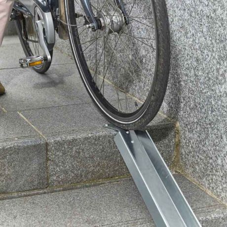 Rampe d'escalier pour vélo