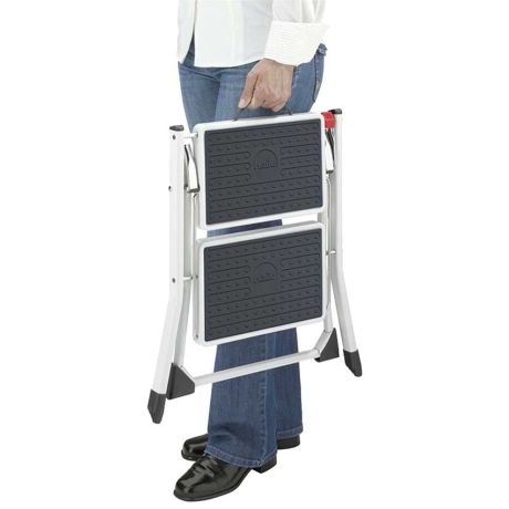 Marchepied ultra-pratique au quotidien