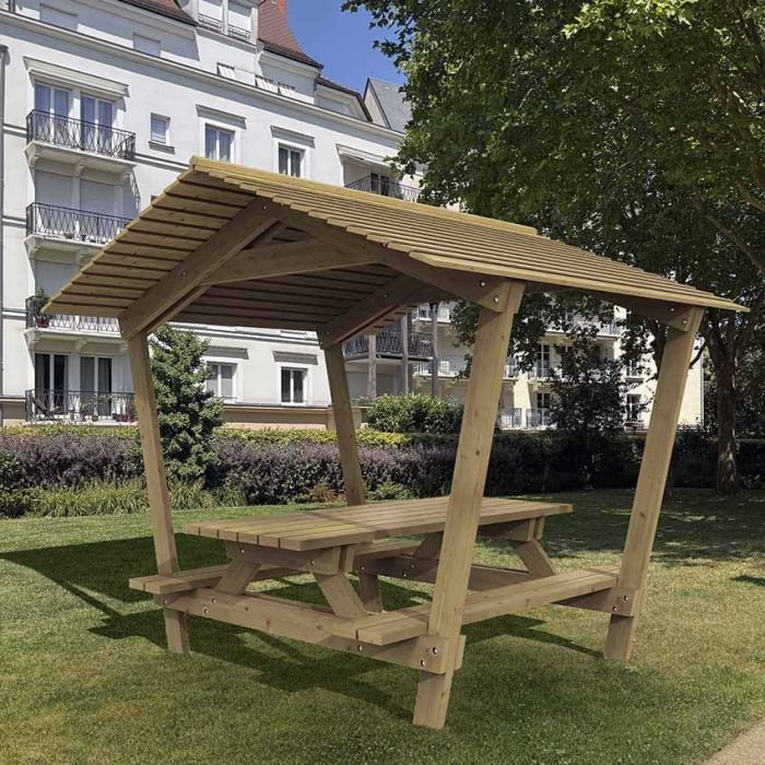 Table pique-nique abritée avec toit