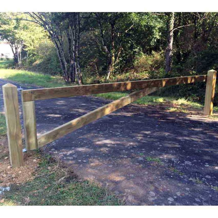 Barrière ouvrante bois autoclave