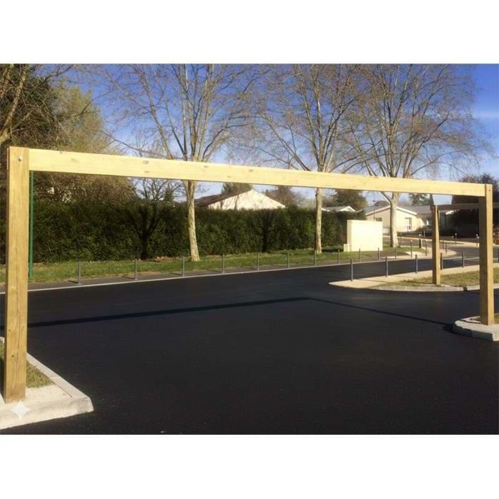 Portique limitation de hauteur bois grande largeur