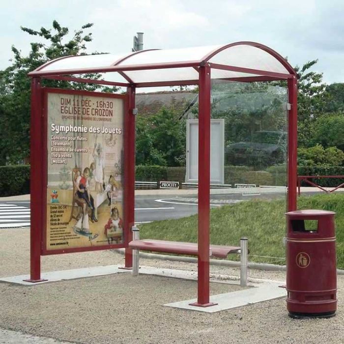 Abri voyageurs avec vitrine
