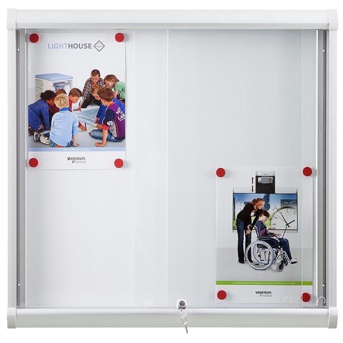 Vitrine intérieure à porte battante Design