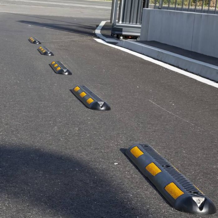 Séparateur de voies caoutchouc