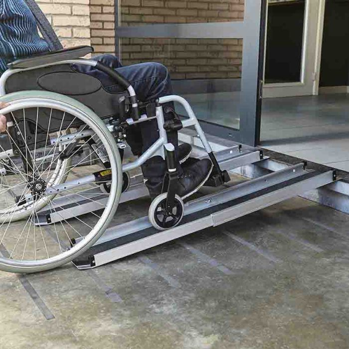 Rampe PMR amovible télescopique
