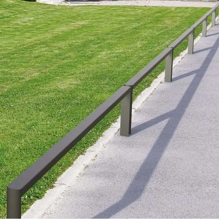 Barre accroche motos