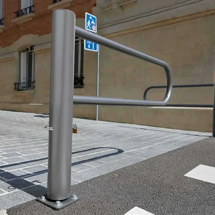 Barrière tournante acier