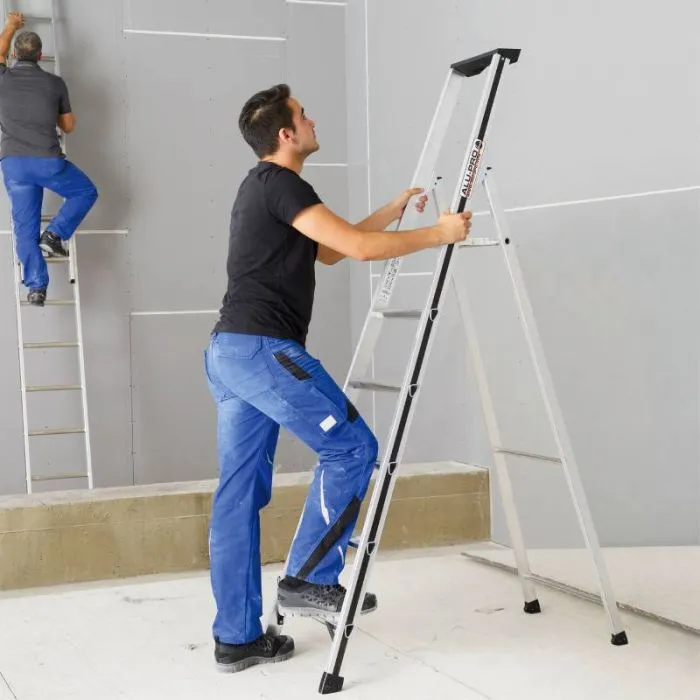 Escabeau aluminium à plateforme simple accès, 4 à 8 marches