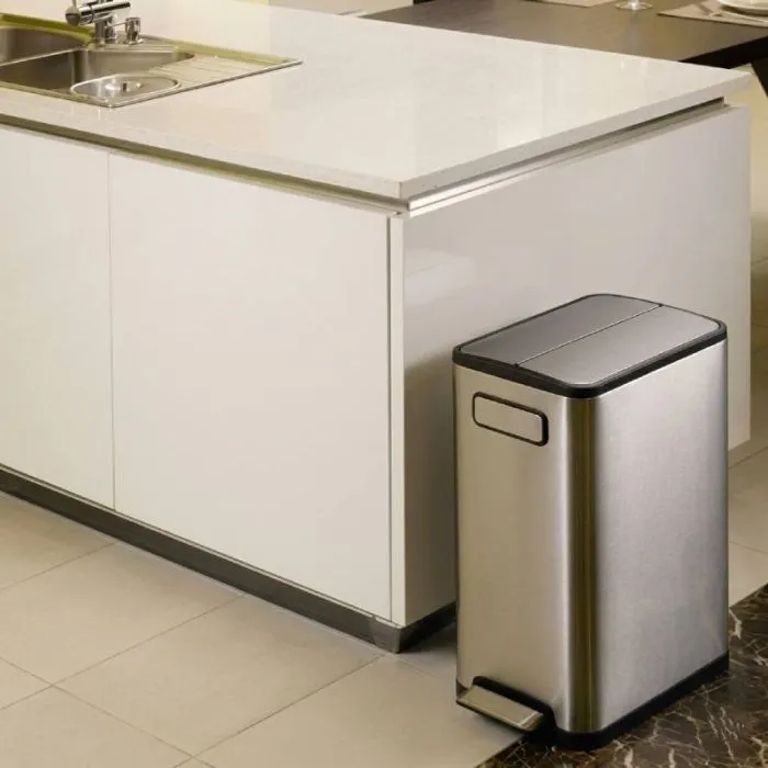 Poubelle à pédale inox 30L